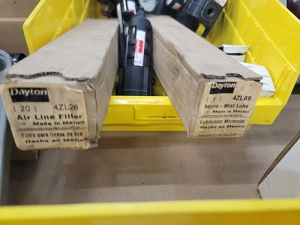 LOT - DAYTON WATER/AIR FILTERS AND OTHER DAYTON FILTERS-408