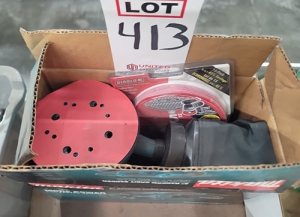 LOT - MAKITA 5" ORBITAL SANDER, W/ EXTRA SANDING DISCS AND (1) PAD-413