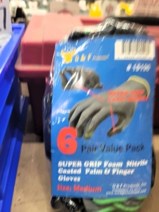 LOT - (11) PACKS OF WORK GLOVES, ALL SIZE MEDIUM, (6) PAIR PER PACK-426