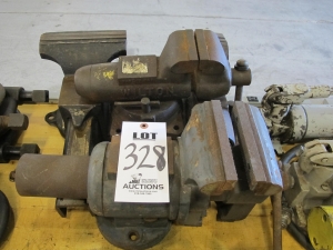 LOT (4) ASSORTED BENCH VISES (G-49) LOADING & HANDLING FEE $5-
