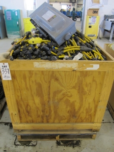 LOT ASSORTED ELECTRIC CORDS (G-49) LOADING & HANDLING FEE $15-