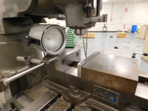 BRIDGEPORT VERTICAL MILL, S/N J295501, W/SONY MILLMAN DIGITAL READ OUT-404