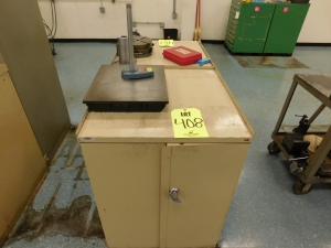 LISTA 2 DOOR/3DRAWER TOOL/PARTS CABINET, 28"X30"X40", W/CONTENTS TO INCLUDE: ALLEN WRENCHES, EJECTOR PINS, 6" MACHINE VISE, STEEL SURFACE PLATE: 18"X15"X3"-408