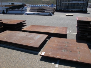 LOT (3) 4' X 10' X 2" X 3,263 LBS (TOTAL 9,789 LBS), (6) 4' X 4' X 2" X 1,305 LBS (TOTAL 7,830 LBS) & (6) 4' X 6' X 2" X 1,960 LBS (TOTAL 11,760 LBS) STEEL METAL PLATES (W-46 YARD) LOADING & HANDLING FEE $350-
