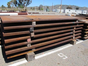 LOT (12) 4' X 6' X 2" X 1,960 LBS (TOTAL 23,520 LBS) STEEL METAL PLATES (W-46 YARD) LOADING & HANDLING FEE $350-