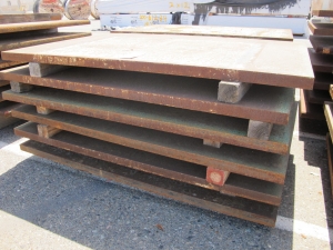 LOT (11) 4' X 8' X 2" X 2,610 LBS (TOTAL 28,710 LBS) STEEL METAL PLATES (W-46 YARD) LOADING & HANDLING FEE $350-
