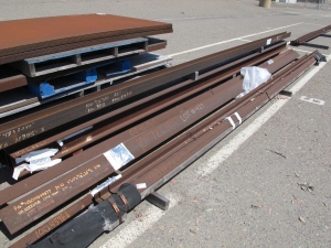 LOT ASSORTED PIPES (W-46 YARD) LOADING & HANDLING FEE $350-