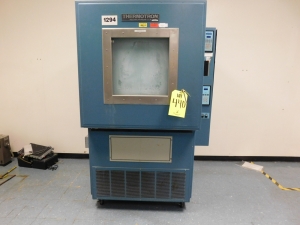 THERMOTRON SM-16C ENVIRONMENTAL TEST CHAMBER, W/ THERMOTRON 2800 PROGRAMMER/CONTROLLER, S/N 15868-440