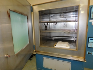 THERMOTRON SM-16C ENVIRONMENTAL TEST CHAMBER, W/ THERMOTRON 2800 PROGRAMMER/CONTROLLER, S/N 15868-440