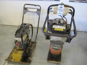 LOT ASSORTED TAMPING RAMMERS (G-49) LOADING & HANDLING FEE $15-