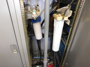 UNHOLTZ-DICKIE ELECTRODYNAMIC SHAKER, MODEL: T1000-20, S/N 442, W/SUPPORTING PIECES/CONTROLLERS, ETC.-454