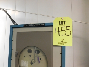 THERMOTRON ENVIRONMENTAL TEST CHAMBER, W/CONTROLLER/DATA RECORDER-455