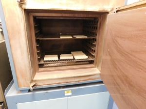 BLUE M OVEN W/CABINET STAND, W/POWER-O-MATIC 80 SOLID STATE PROPORTIONING CONTROL SYSTEM-457