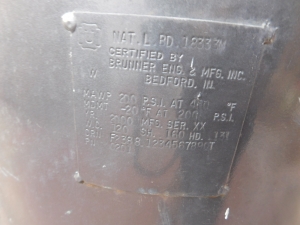 COMPRESSED AIR STORAGE TANK, (SEE PHOTO)-471