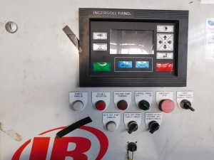 1988 INGERSOLL RAND CENTEC AIR COMPRESSOR, TYPE CV1A5M2, S/N M88-4446-473