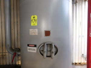 COMPRESSED AIR STORAGE TANK, (SEE PHOTO)-474