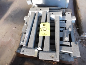 LOT OF (2) PALLETS OF UNASSEMBLED CANTILEVERED MATERIAL RACKING (SEE PHOTO)-475