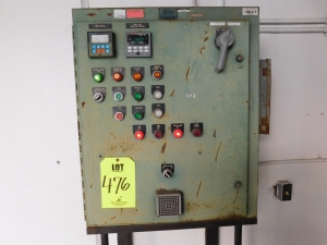 UPTON INDUSTRIES OVEN W/UPTON P6-2483-A CONTROL PANEL-476