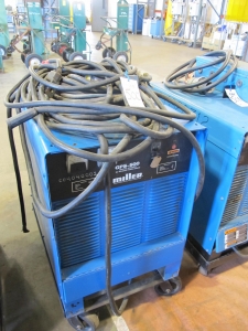 MILLER MODEL GPS-500 PORTABLE WELDING POWER SOURCE (G-49) LOADING & HANDLING FEE $15-