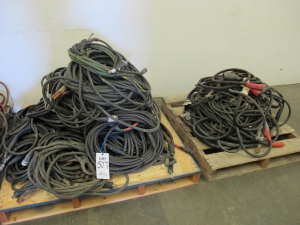 LOT ASSORTED WELDING CABLE (G-49) LOADING & HANDLING FEE $30-