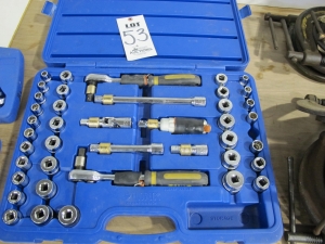 LINK SOCKET & RATCHET SET (G-49) LOADING & HANDLING FEE $5-