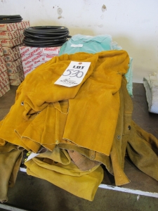 LOT WELDING JACKETS (G-49) LOADING & HANDLING FEE $5-