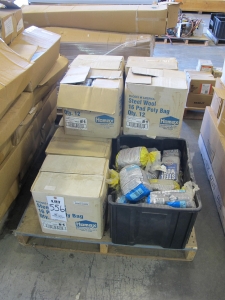 LOT ASSORTED STEEL WOOL (G-49) LOADING & HANDLING FEE $15-