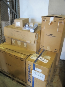 LOT ASSORTED GOGGLES (G-49) LOADING & HANDLING FEE $15-