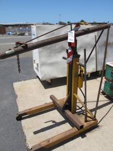 MEYER ENGINE HOIST (G-49) LOADING & HANDLING FEE $15-