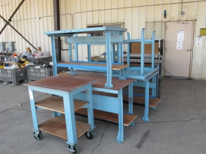 LOT ASSORTED WORK TABLES (G-49) LOADING & HANDLING FEE $100-