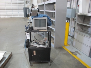 LOT SONY MONITOR W/ CAMERA ON PORTABLE CART (G-49) LOADING & HANDLING FEE $15-