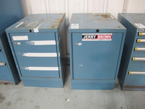 LOT (2) CABINETS (G-49) LOADING & HANDLING FEE $25-