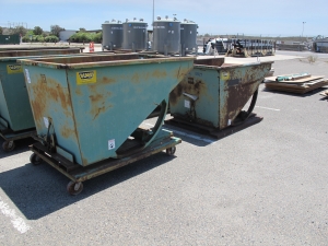LOT (2) VMI SELF DUMP HOPPERS (G-49 OUTSIDE) LOADING & HANDLING FEE $30-
