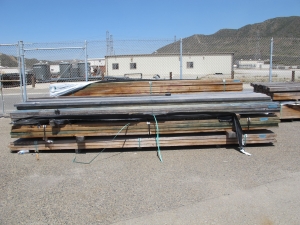 LOT (7) BUNDLES 4" X 4" X 60' LUMBER (602 TOTAL PCS) (G-49 YARD) LOADING & HANDLING FEE $105-