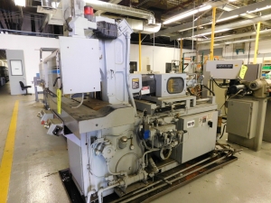 1995 NEWBURY VERTICAL INJECTION MOLDING MACHINE, MODEL V3 30 BRS, S/N 6912630BS95-74