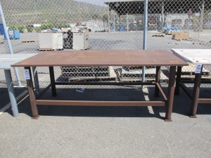 4' X 8' X 3/4" WELDING TABLE (G-49 YARD) LOADING & HANDLING FEE $25-