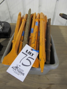 LOT ASSORTED DEMOLITION BITS (G-49) LOADING & HANDLING FEE $5-