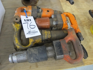 LOT (4) ASSORTED PNEUMATIC CHIPPING HAMMERS (G-49) LOADING & HANDLING FEE $5-