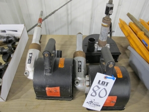 LOT (3) PNEUMATIC SCRAPING TOOLS (G-49) LOADING & HANDLING FEE $5-