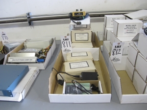 LOT ASSORTED MONITORS & CAMERAS (G-49) LOADING & HANDLING FEE $5-