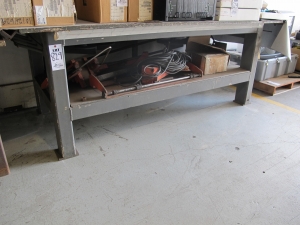 ACCU WEIGHT MODEL 60110XL SCALE, S/N 11C22005 (G-49) LOADING & HANDLING FEE $5-