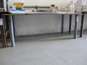 8' X 4' X 1" WELDING TABLE (G-49) LOADING & HANDLING FEE $25-