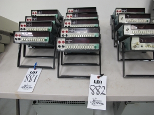 FLUKE MODEL 3785003 POWER SUPPLY (G-49) LOADING & HANDLING FEE $5-