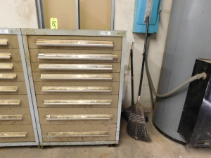 8 DRAWER TOOL/PARTS CABINET, 30"X28"X44"-9