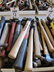 LOT ASSORTED HAMMERS (G-49) LOADING & HANDLING FEE $5-