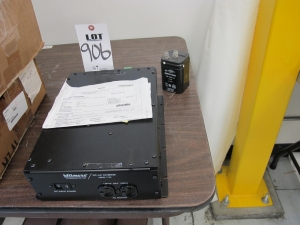 LOT ACCELEROMETER W/ SENCORE METER (G-49) LOADING & HANDLING FEE $5-