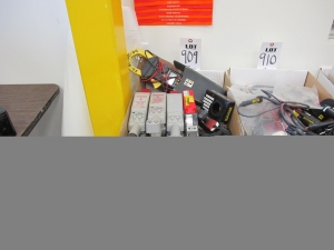 WILMORE SERIES 1735 DC-AC INVERTER (G-49) LOADING & HANDLING FEE $5-