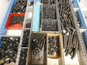 LYON 13 DRAWER TOOL/PARTS CABINET, 30"X28"X59" W/CONTENTS-91