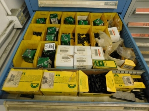 LYON 13 DRAWER TOOL/PARTS CABINET, 30"X28"X59" W/CONTENTS-91