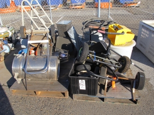 TRISTAND (G-49) LOADING & HANDLING FEE $5-